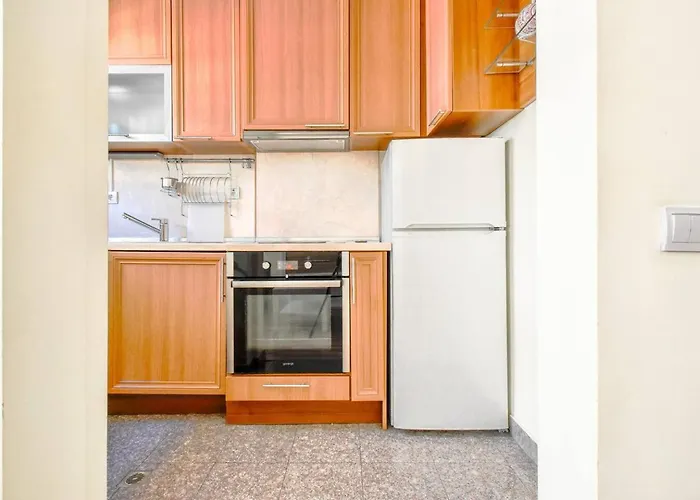 2Bdr Top Location Acs Separate Kitchen